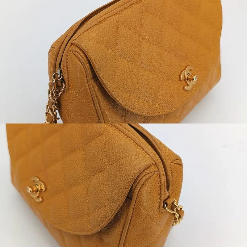 jt056-chanel-vintage-beige-caviar-leather-quilted-camera-bag