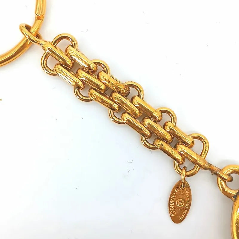 ra157-chanel-gold-key-ring
