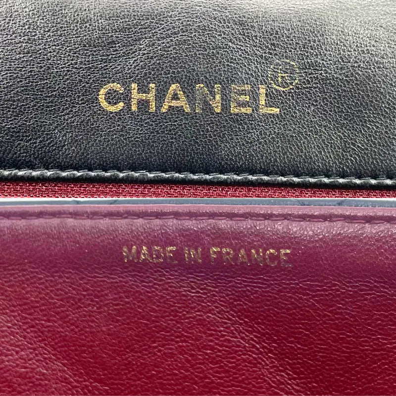 jt893-chanel-vintage-black-lambskin-25cm-diana-flap-bag