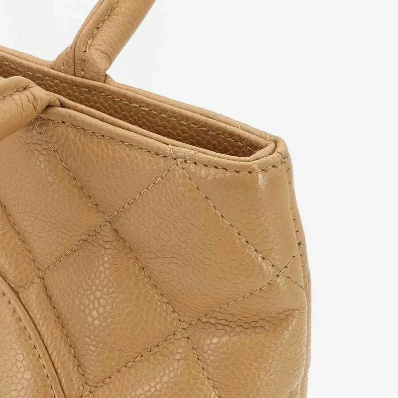 c239-chanel-vintage-beige-caviar-leather-1804-tote-bag