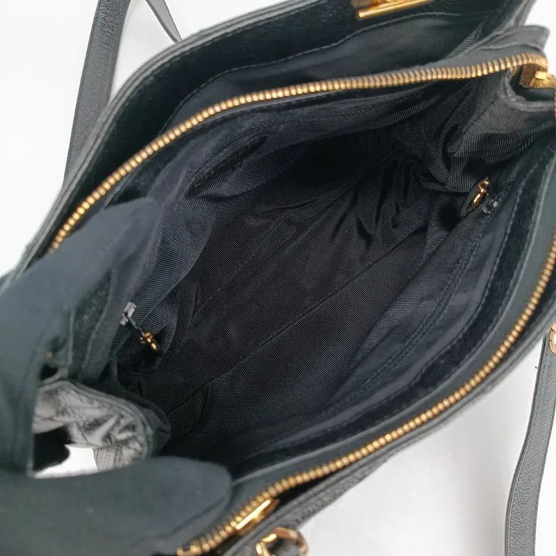 ra046-chanel-vintage-black-caviar-leather-tote-bag