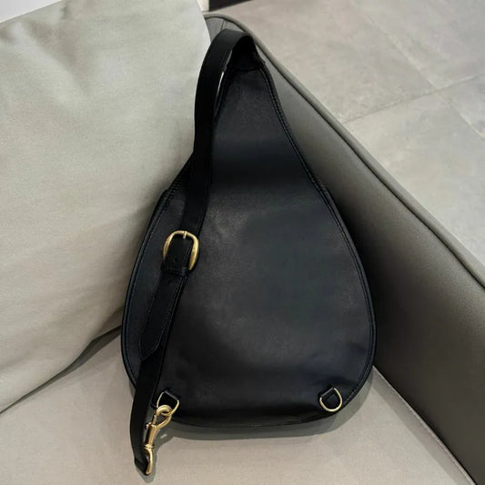 ra944-gucci-vintage-black-calfskin-horsebit-sling-shoulder-bag