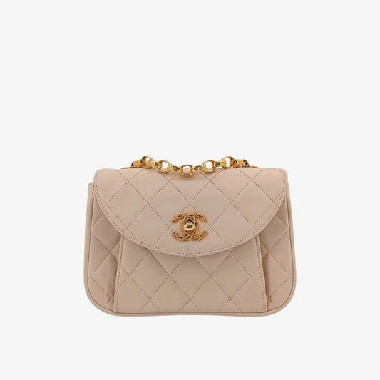 rb349-chanel-vintage-light-pink-lambskin-gold-chain-flap-bag