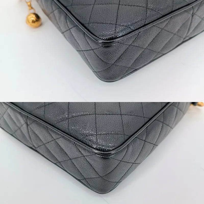 rb364-chanel-vintage-black-caviar-leather-quilted-camera-bag