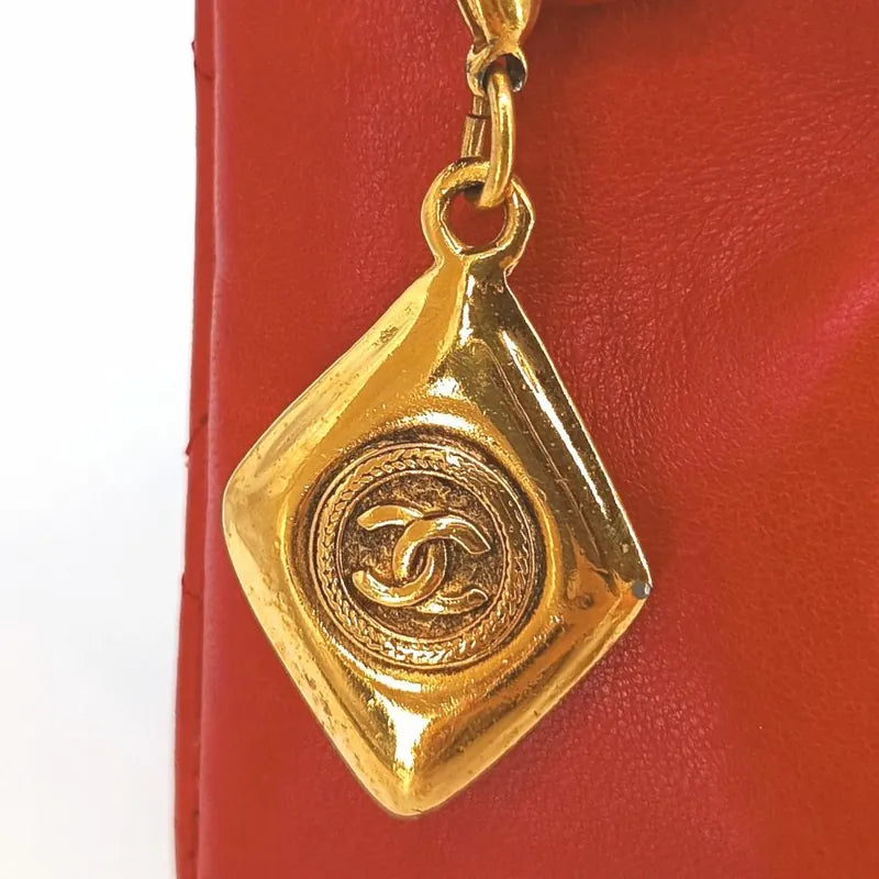 sh010-chanel-vintage-red-lambskin-quilted-handbag