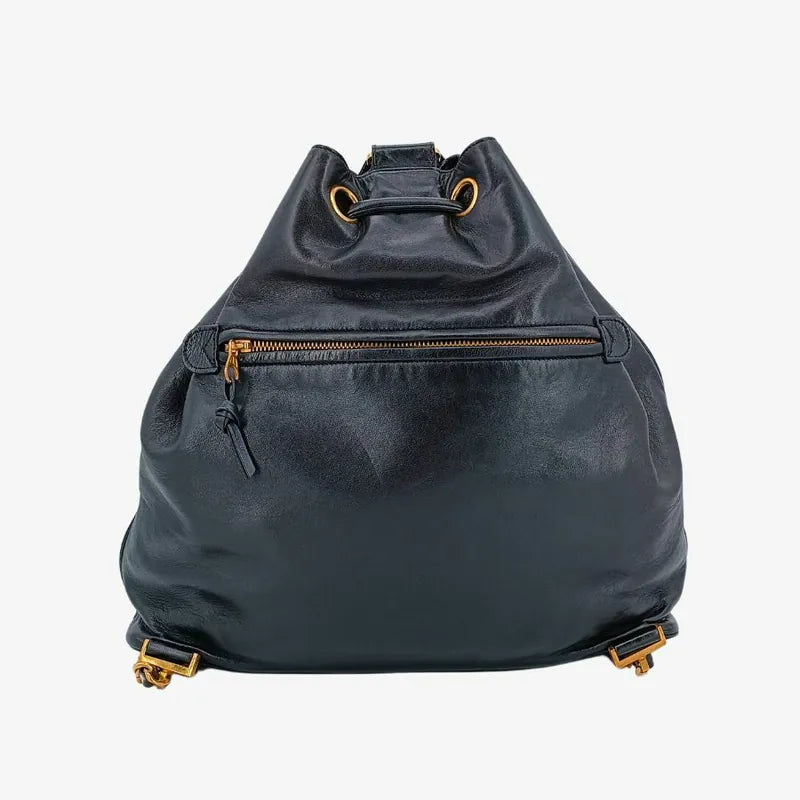 ra753-chanel-vintage-black-lambskin-drawstring-backpack