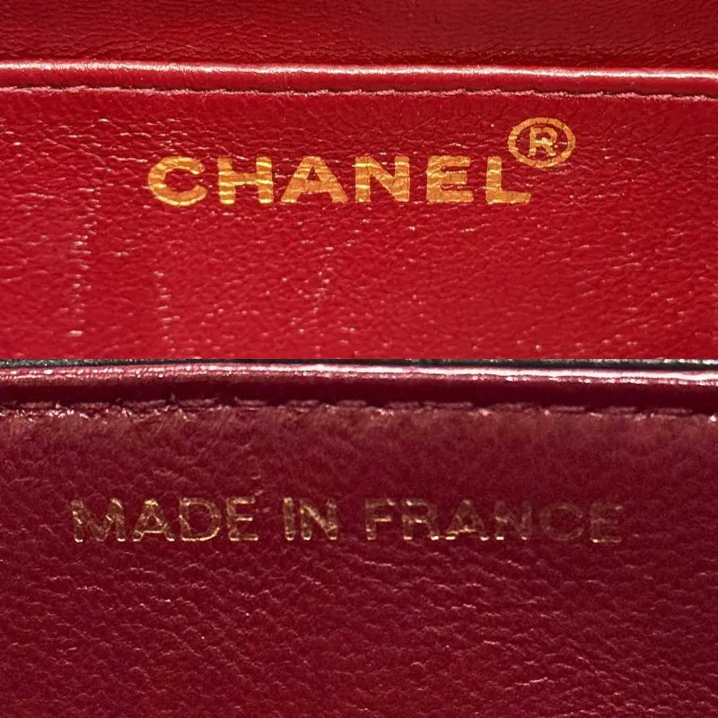 rc658-chanel-vintage-black-lambskin-gold-chain-flap-bag