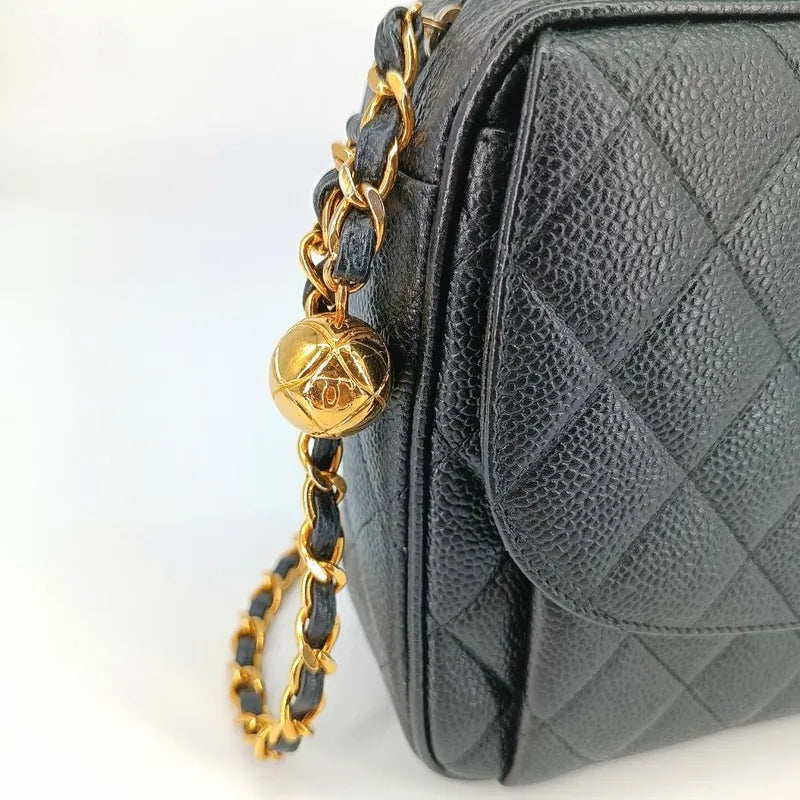 c356-chanel-vintage-black-caviar-leather-tassel-camera-bag