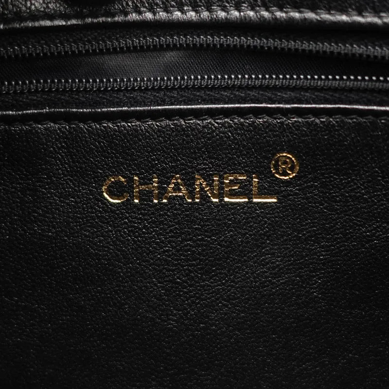 jq615-chanel-vintage-black-caviar-quilted-camera-bag