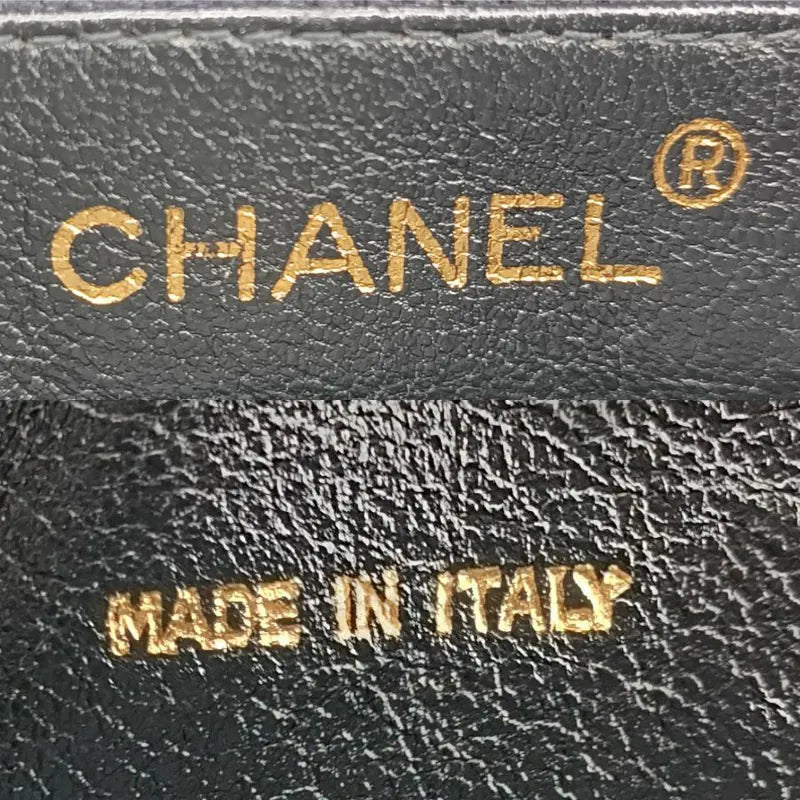 ra065-chanel-vintage-black-caviar-leather-quilted-camera-bag