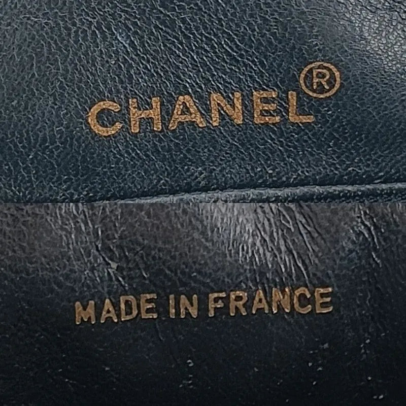 jr201-chanel-vintage-black-lambskin-pocket-camera-bag