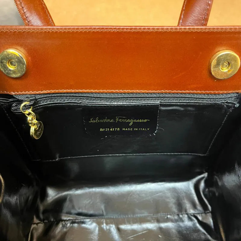 jx145-salvatore-ferragamo-vintage-brown-vara-ribbon-handbag