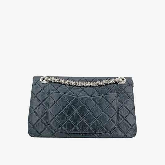 c387-chanel-black-calfskin-255-maxi-flap-bag