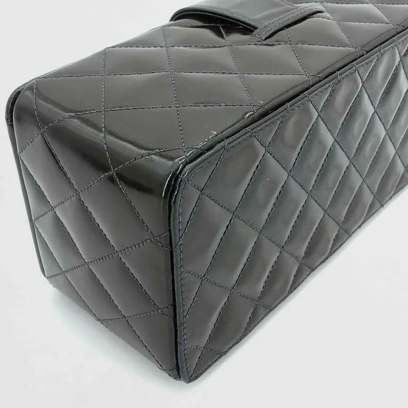 jr917-chanel-vintage-olive-green-patent-leather-quilted-top-handbag