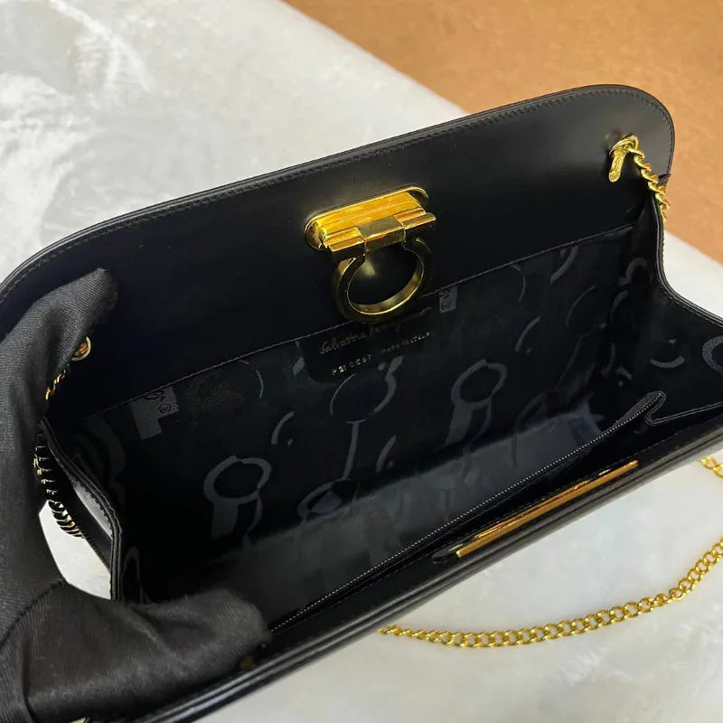 jx263-salvatore-ferragamo-vintage-black-box-leather-shoulder-bag