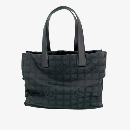 tk008-chanel-vintage-black-nylon-tote-bag