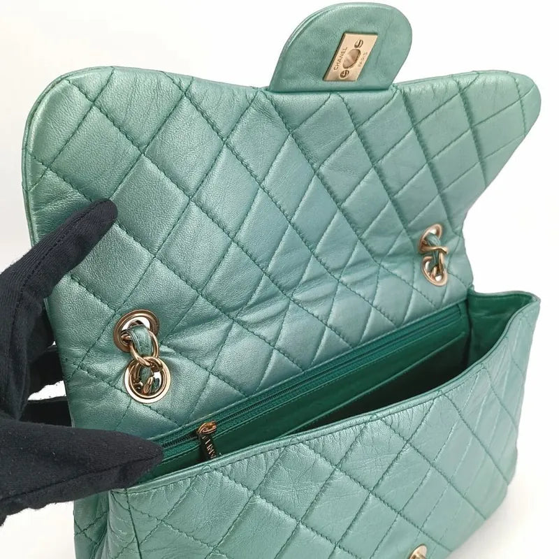 ra595-chanel-vintage-green-lambskin-crystal-embellished-flap-bag