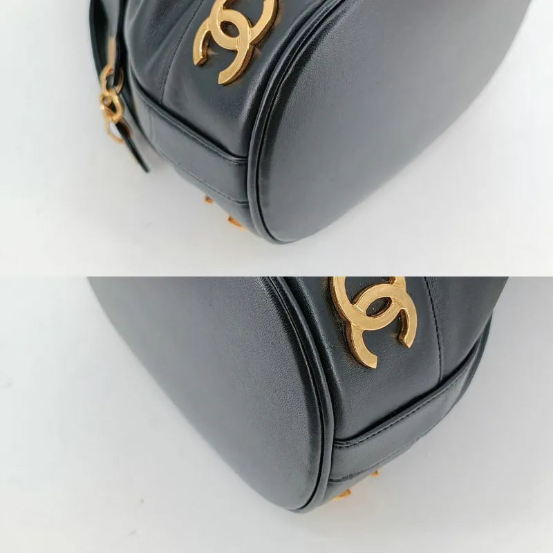 ju660-chanel-vintage-black-lambskin-bucket-bag
