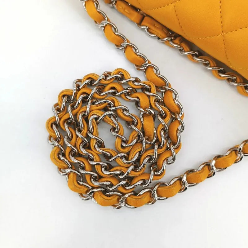 c445-chanel-vintage-yellow-lambskin-25cm-classic-flap-bag