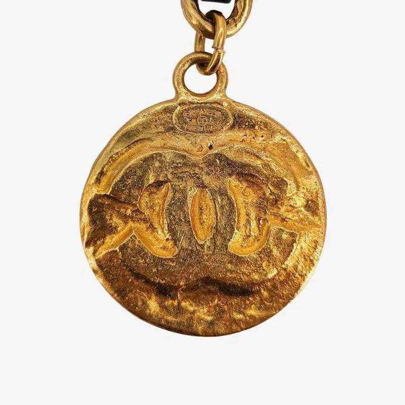 ra111-chanel-gold-key-ring