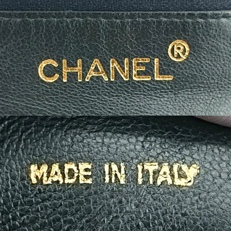 rb482-chanel-vintage-black-lambskin-gold-chain-camera-bag