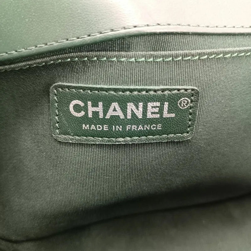 js558-chanel-boy-green-lambskin-flap-bag
