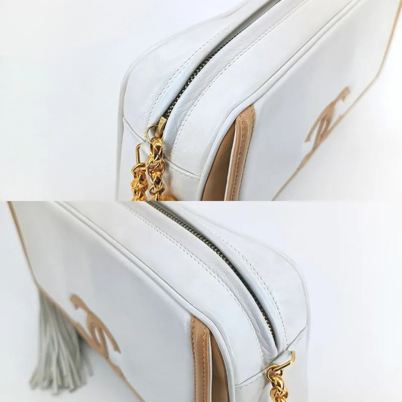 jt347-chanel-vintage-white-beige-lambskin-gold-chain-camera-bag