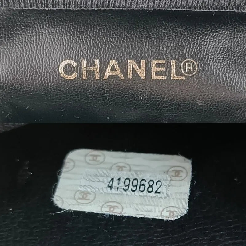 js971-chanel-vintage-dark-brown-caviar-leather-cosmetic-bag