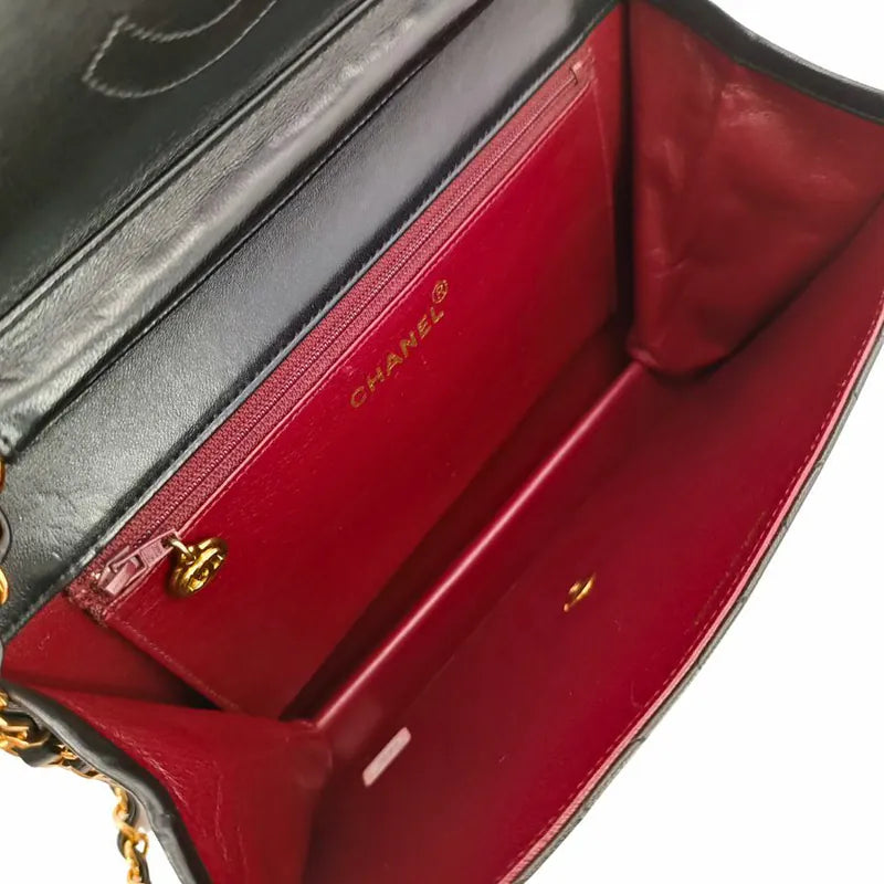 ra990-chanel-vintage-black-lambskin-quilted-flap-bag