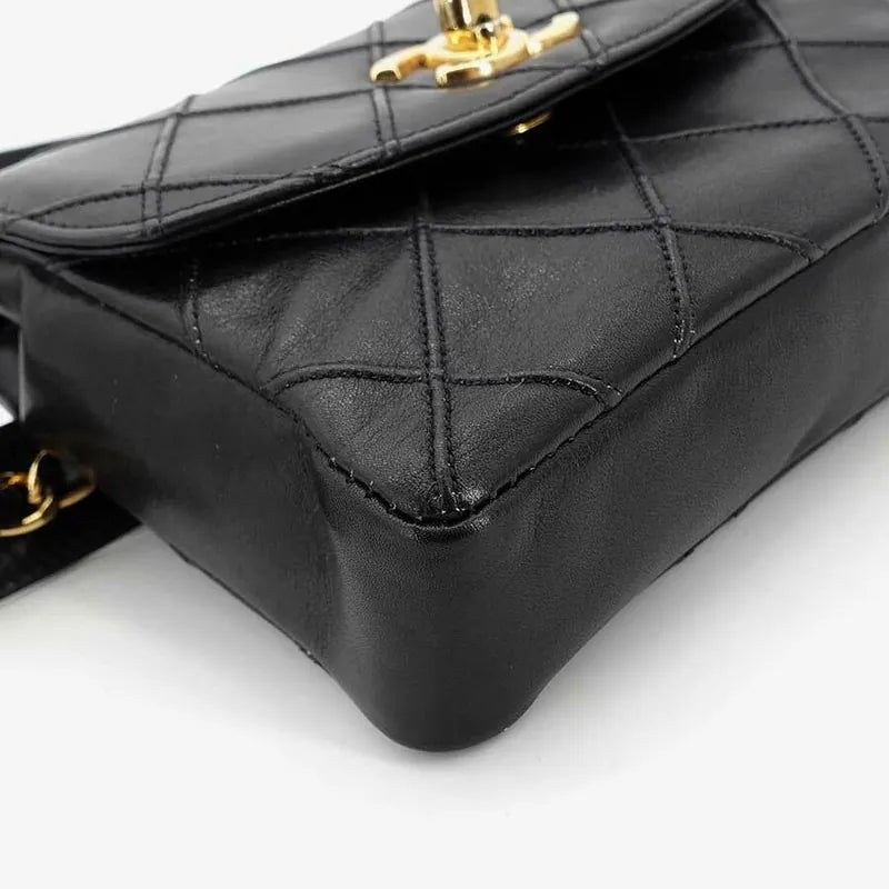 js005-chanel-vintage-black-lambskin-quilted-belt-bag