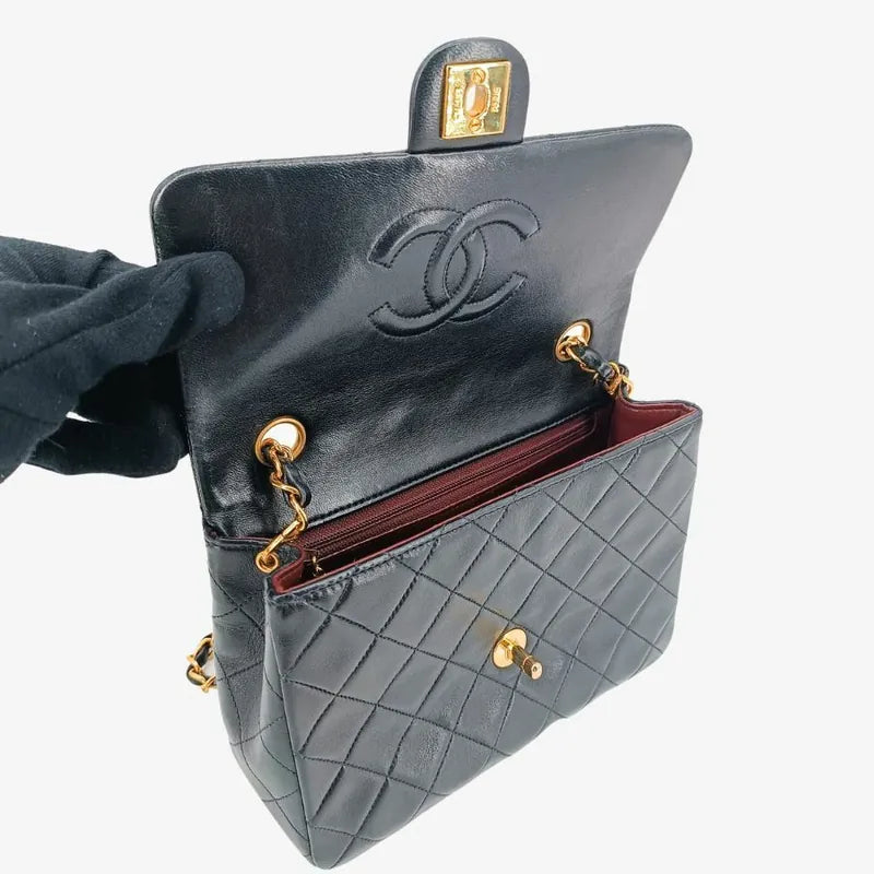 jt514-chanel-vintage-black-lambskin-20cm-mini-square-flap-bag