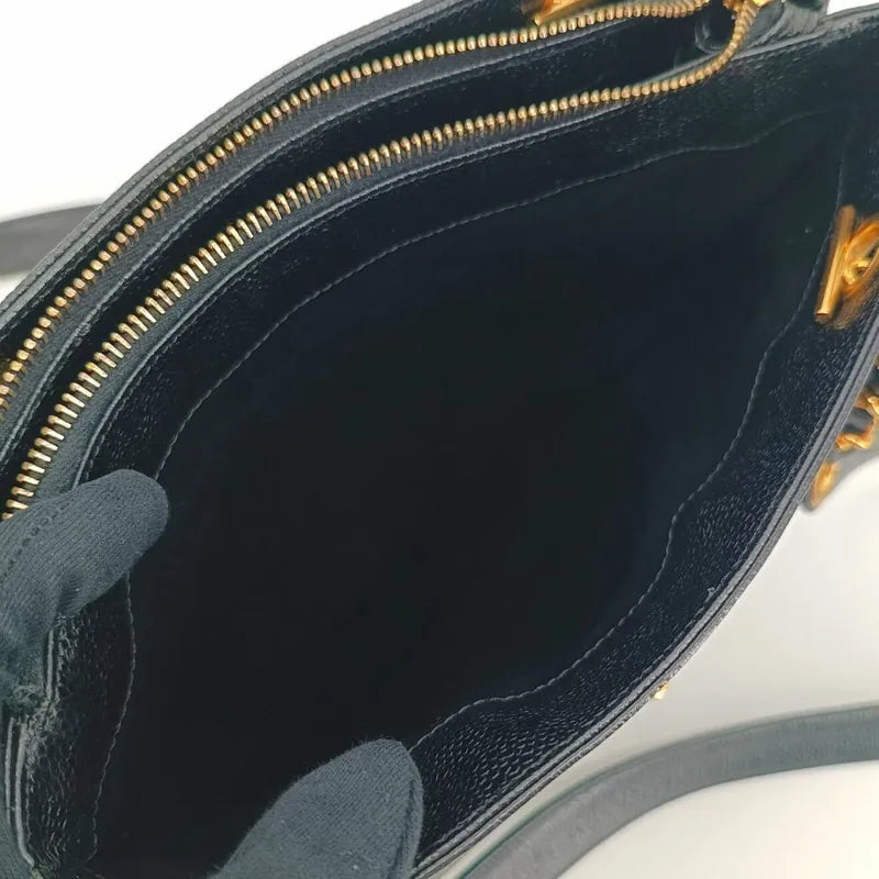 ra226-chanel-vintage-black-caviar-leather-tote-bag