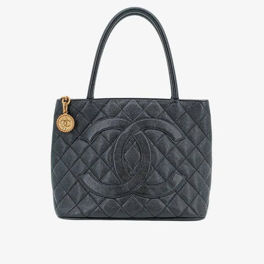 c507-chanel-vintage-black-caviar-leather-1804-tote-bag
