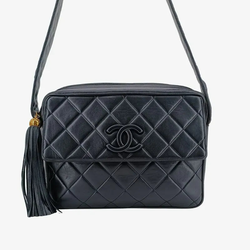 jah200-chanel-vintage-black-lambskin-tessel-camera-bag