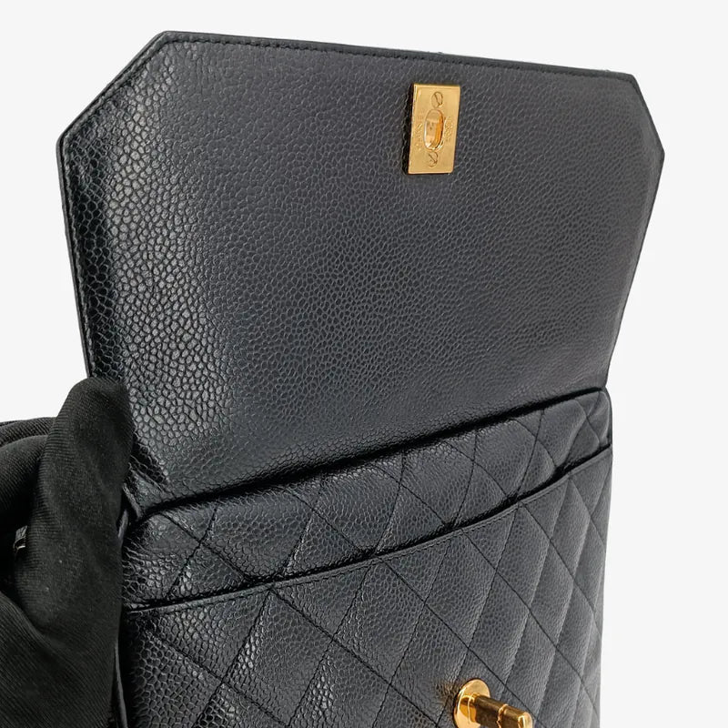 rb364-chanel-vintage-black-caviar-leather-quilted-camera-bag
