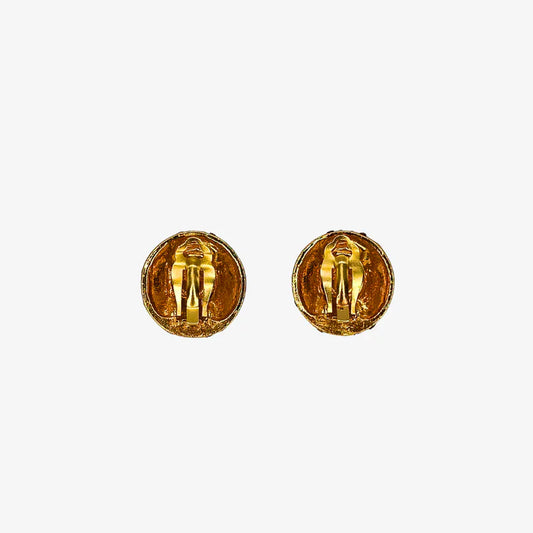 rc207-chanel-vintage-crystal-gold-plated-clip-on-earrings