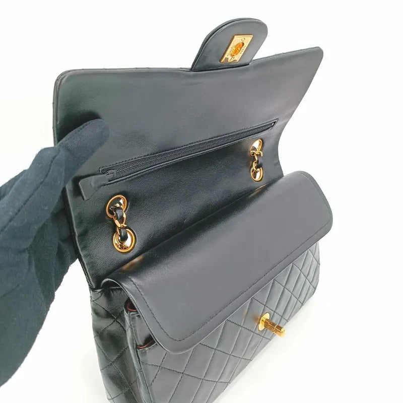 jt150-chanel-vintage-black-lambskin-25cm-classic-flap-bag