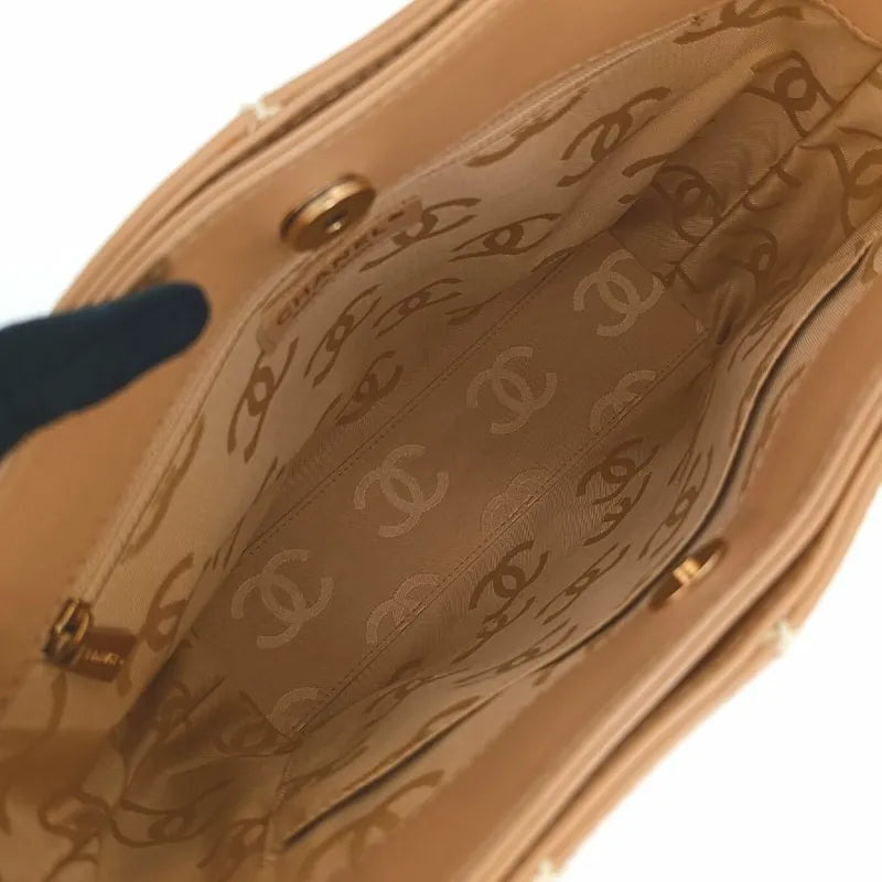 ra322-chanel-vintage-beige-calfskin-wild-stitch-tote-bag