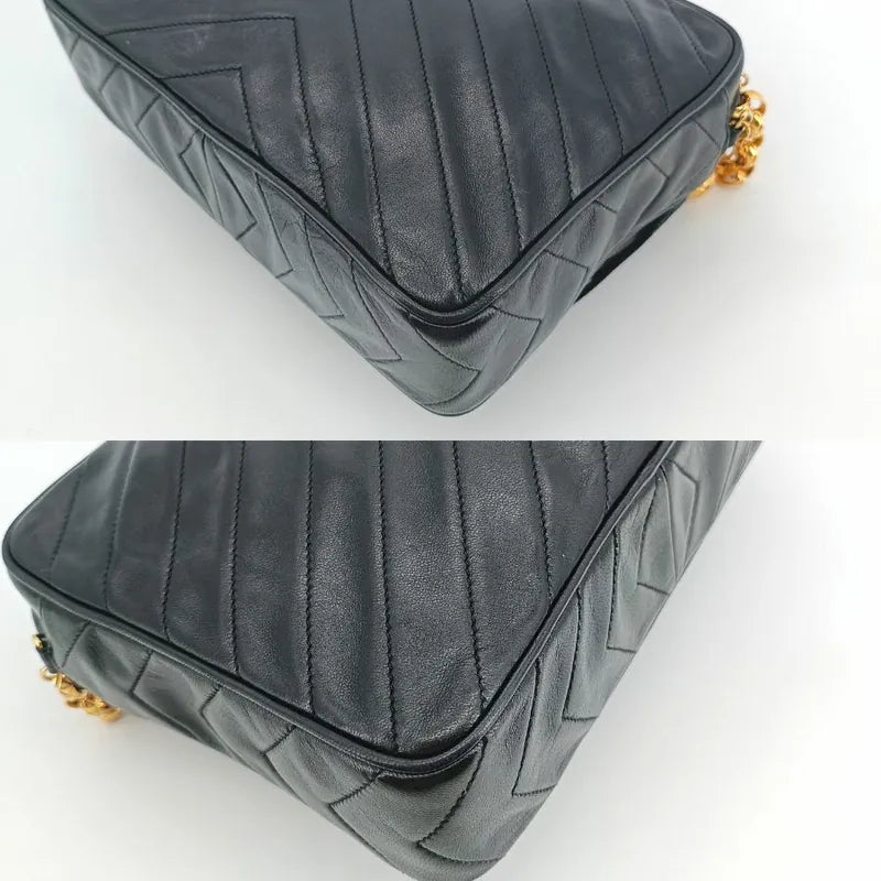 jah67-chanel-vintage-black-lambskin-gold-chain-camera-bag