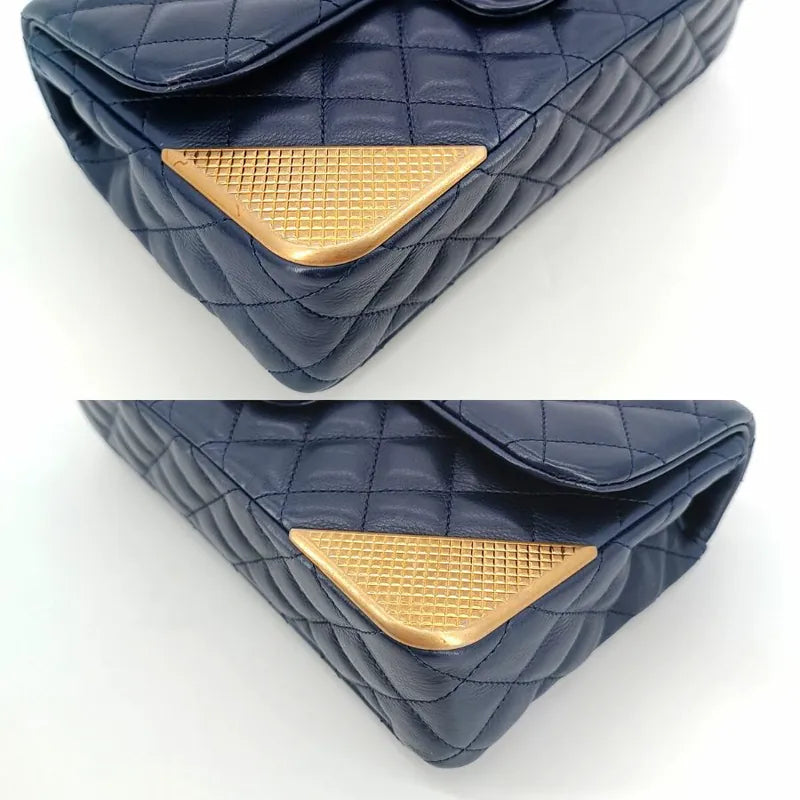 jah105-chanel-navy-calfskin-rock-the-corners-flap-bag