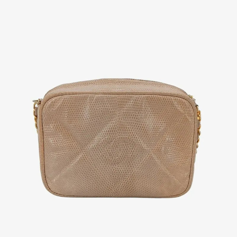 ra048-chanel-vintage-pink-lizard-skin-tassel-camera-bag