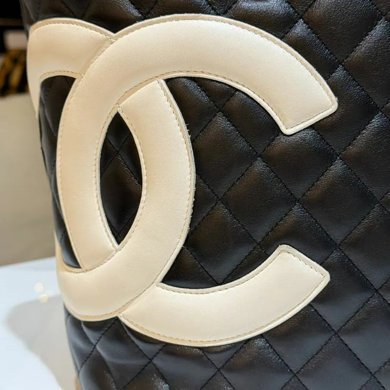 rc853-chanel-vintage-black-calfskin-cambon-tote-bag