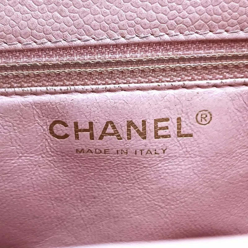 c323-chanel-vintage-pink-caviar-leather-wood-top-handle-bag