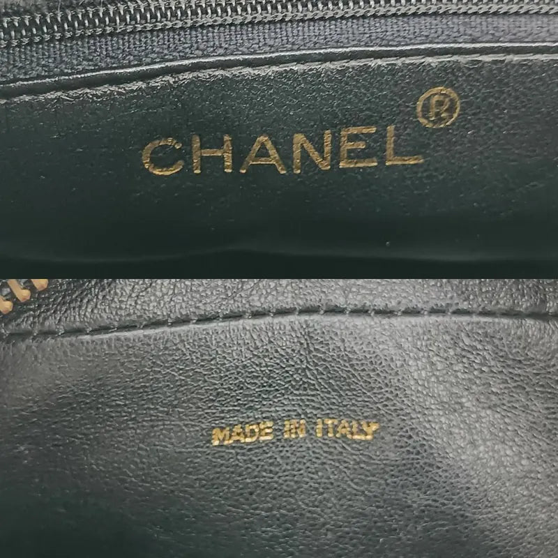 jr222-chanel-vintage-black-lambskin-tassels-gold-chain-camera-bag