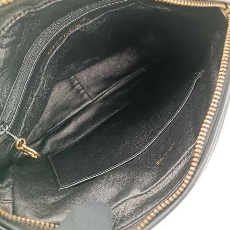 jt158-chanel-vintage-black-lambskin-tassel-camera-bag