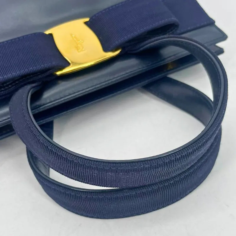 jx927-salvatore-ferragamo-vintage-navy-vara-ribbon-handbag