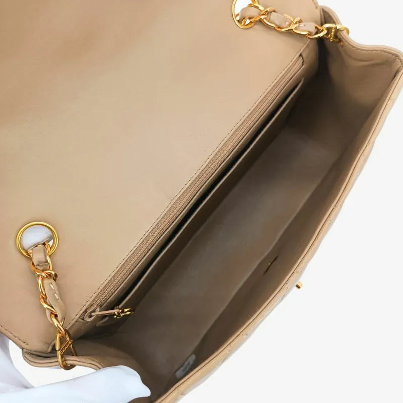 jt970-chanel-vintage-beige-lambskin-25cm-diana-flap-bag