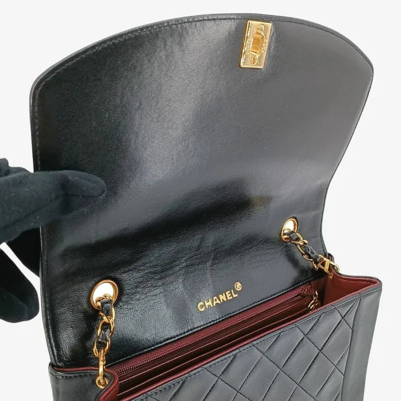 jt012-chanel-vintage-black-lambskin-25cm-diana-flap-bag