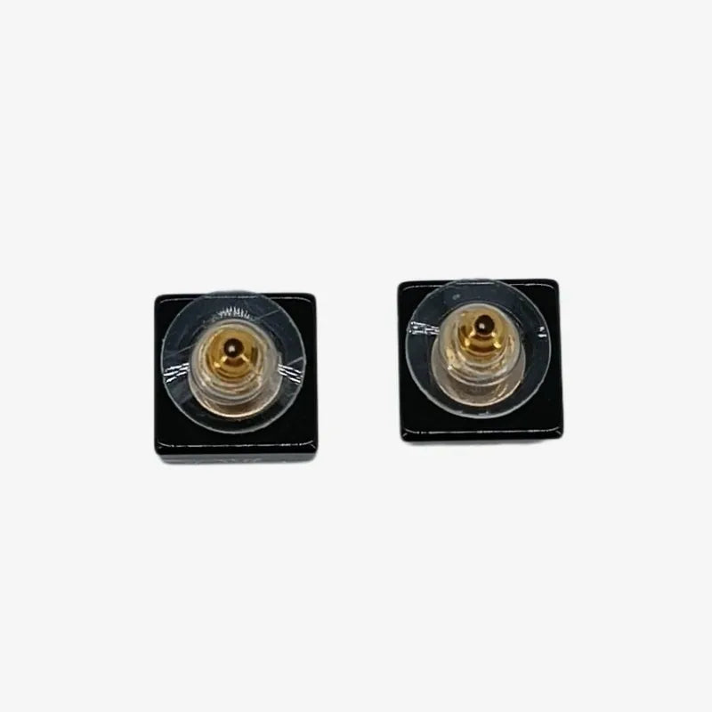 jt397-chanel-black-square-cc-logo-earrings