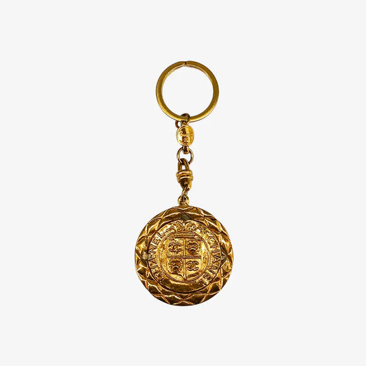 jt928-chanel-gold-key-ring